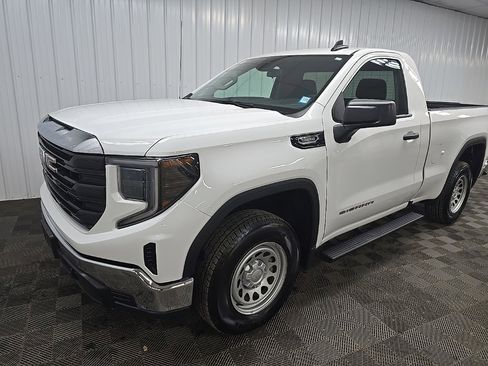 Used 2024 GMC Sierra 1500 Pro w/ Pro Value Package image 8