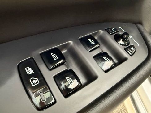 Used 2024 Volvo XC90 B6 Plus w/ Protection Package Premier image 14