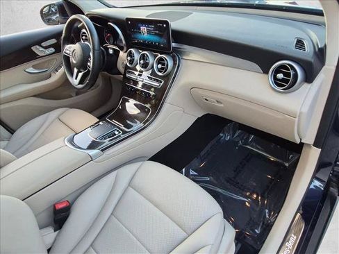 Used 2022 Mercedes-Benz GLC 300 image 21