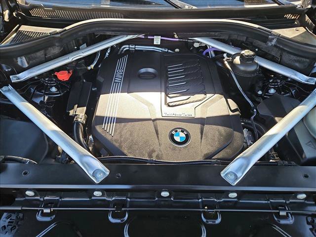 Used 2023 BMW X5 xDrive40i w/ Executive Package AWD/4WD image 25