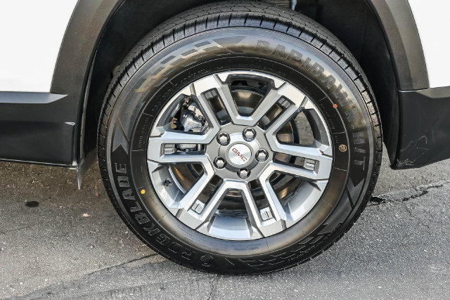 Used 2026 GMC Terrain Elevation FWD image 8