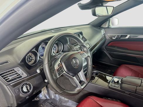 Used 2017 Mercedes-Benz E 400 E 400 image 23