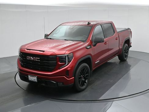 Used 2022 GMC Sierra 1500 Elevation image 42