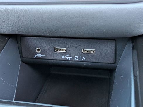 Certified 2022 Subaru Outback Premium image 22