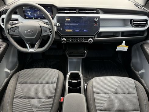 New 2027 Chevrolet Bolt LT image 10