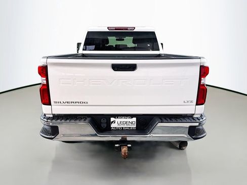 Used 2021 Chevrolet Silverado 2500 LTZ w/ Z71 Off-Road Package AWD/4WD image 6