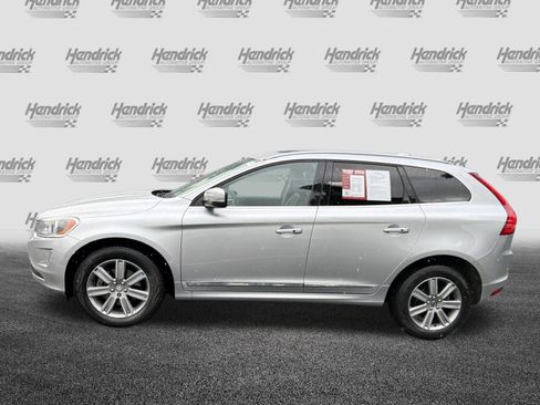 Used 2017 Volvo XC60 T5 Inscription w/ Preferred Option Package FWD image 7