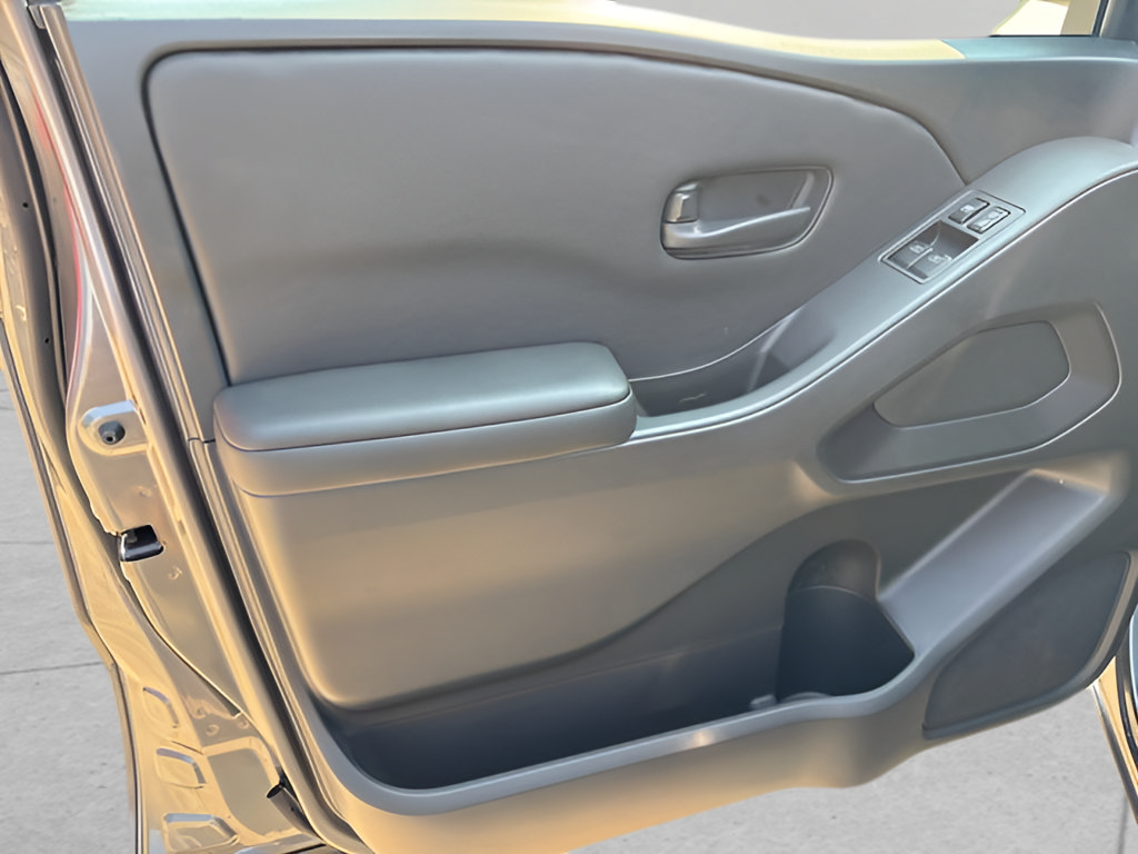 New 2026 Nissan Frontier S w/ Tow Package RWD image 10
