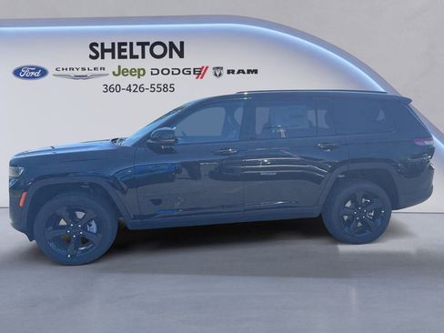 New 2025 Jeep Grand Cherokee L Altitude image 8