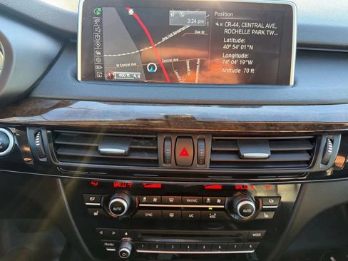 Used 2015 BMW X5 xDrive35i image 18