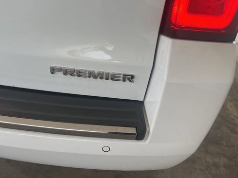 Used 2019 Chevrolet Tahoe Premier w/ Premier Plus Edition image 5