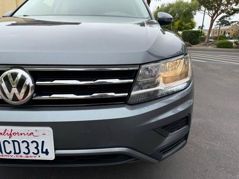 Used 2018 Volkswagen Tiguan SE AWD/4WD image 14