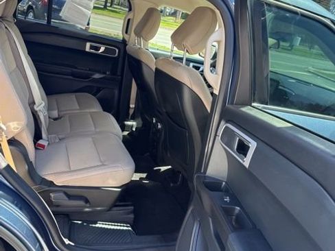 Used 2020 Ford Explorer 4WD w/ Class III Trailer Tow Package image 23