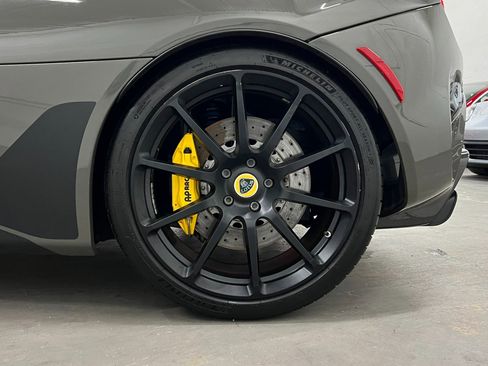 Used 2021 Lotus Evora image 29