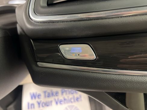 Used 2023 Buick Enclave Premium w/ Experience Buick Package image 17