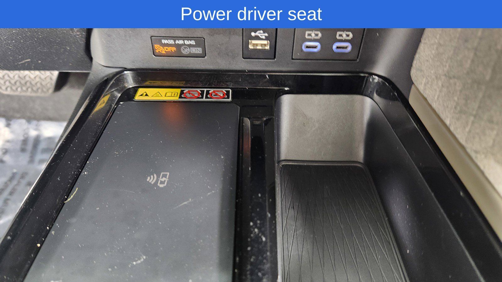 Used 2025 Toyota Camry XLE FWD image 26