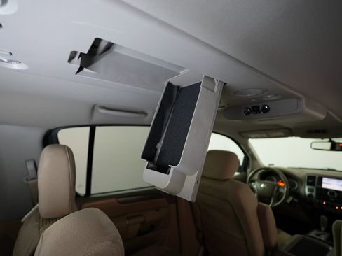 Used 2014 Nissan Armada SV image 22