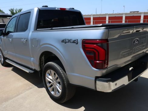 Used 2025 Ford F150 Lariat w/ Equipment Group 501A Mid AWD/4WD image 7