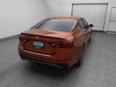 Used 2021 Nissan Altima 2.5 SR w/ SR Premium Package FWD image 7