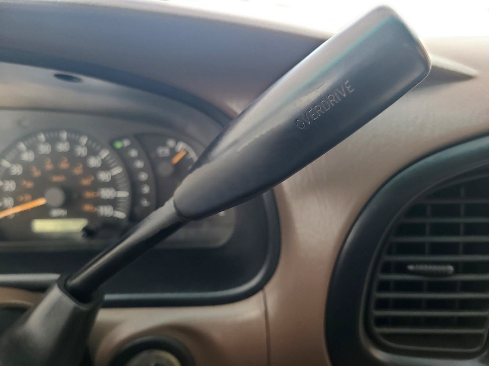 Used 2001 Toyota Tundra Limited RWD image 14