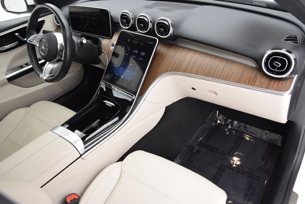 Used 2024 Mercedes-Benz C 300 Sedan image 15