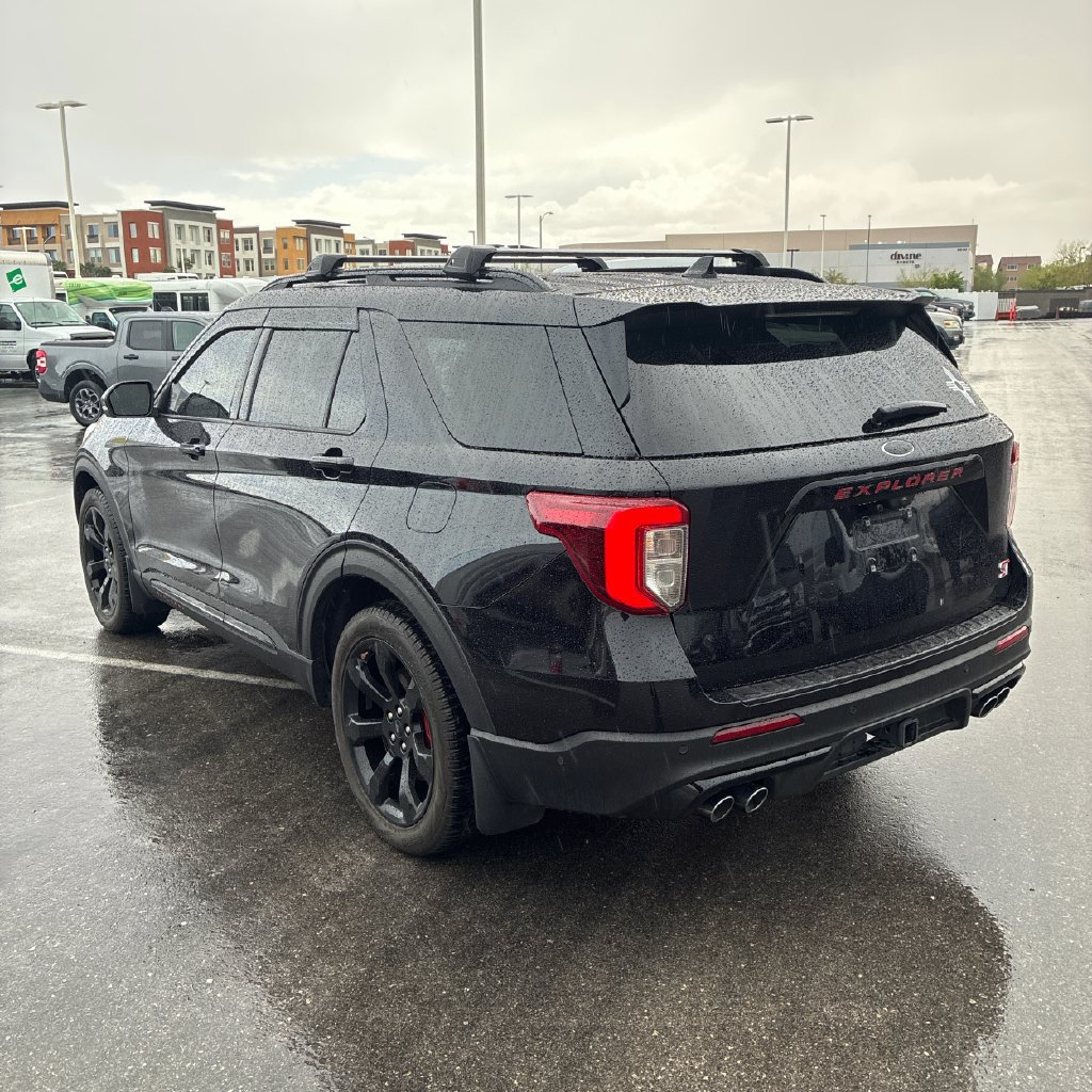 Used 2020 Ford Explorer ST w/ ST Street Pack AWD/4WD image 2