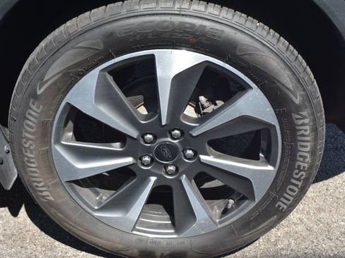 Used 2023 Ford Escape Platinum AWD/4WD image 48
