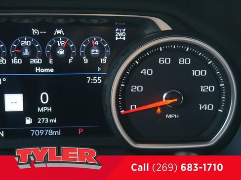 Used 2021 Chevrolet Suburban Premier w/ Premium Package AWD/4WD image 59