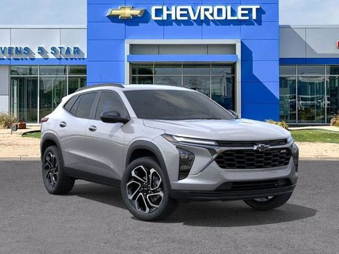 New 2026 Chevrolet Trax RS w/ Driver Confidence Package image 7