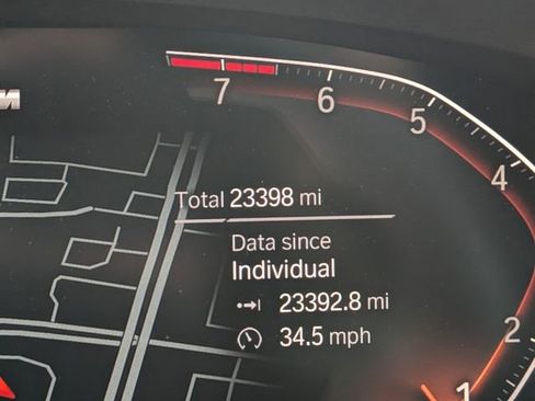 Used 2022 BMW 740i w/ M Sport Package image 23