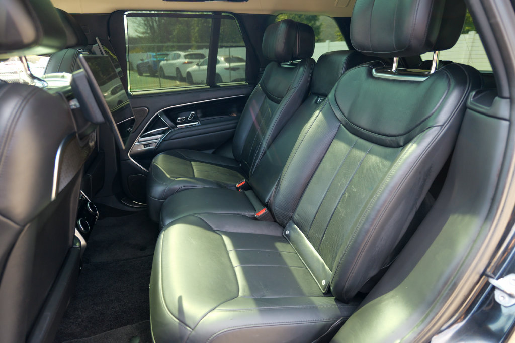 Used 2023 Land Rover Range Rover Autobiography AWD/4WD image 25