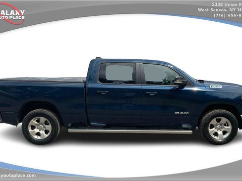 Used 2022 RAM 1500 Big Horn AWD/4WD image 4
