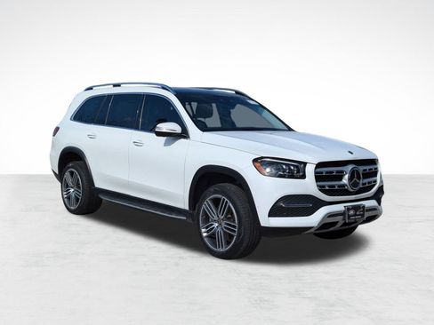 Used 2023 Mercedes-Benz GLS 450 4MATIC image 7