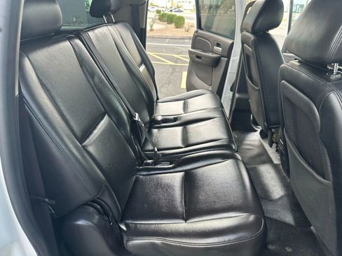 Used 2010 Chevrolet Suburban 2500 w/ Skid Plate Package image 17