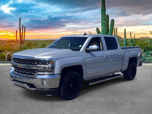 Used 2016 Chevrolet Silverado 1500 LTZ w/ LTZ Plus Package AWD/4WD image 7