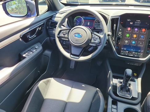 Used 2025 Subaru Forester Touring image 17