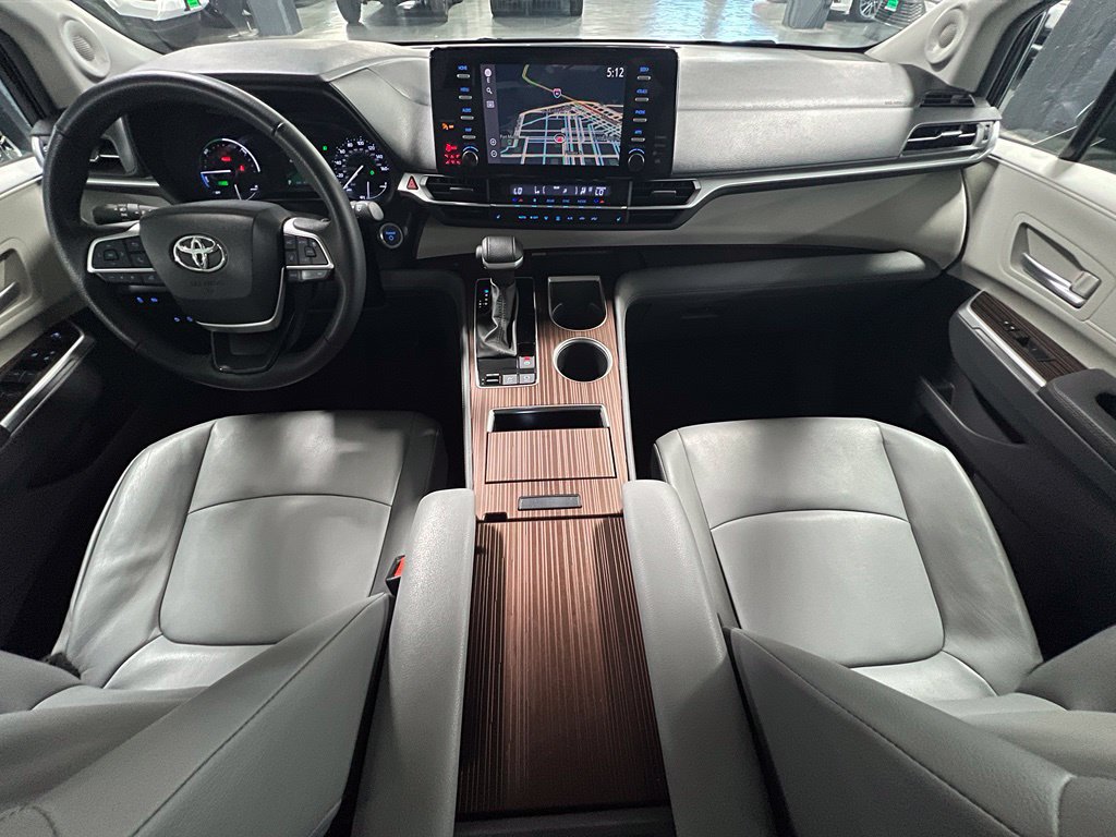 Certified 2023 Toyota Sienna XLE w/ XLE Plus Package FWD image 26
