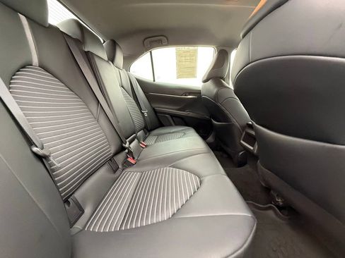 Used 2024 Toyota Camry SE image 35