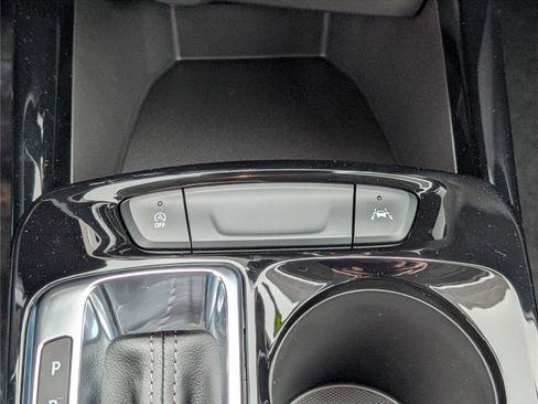 New 2026 Chevrolet Trax LT w/ Midnight Edition image 19