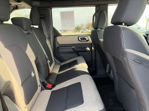 Used 2025 Ford Bronco Big Bend image 36