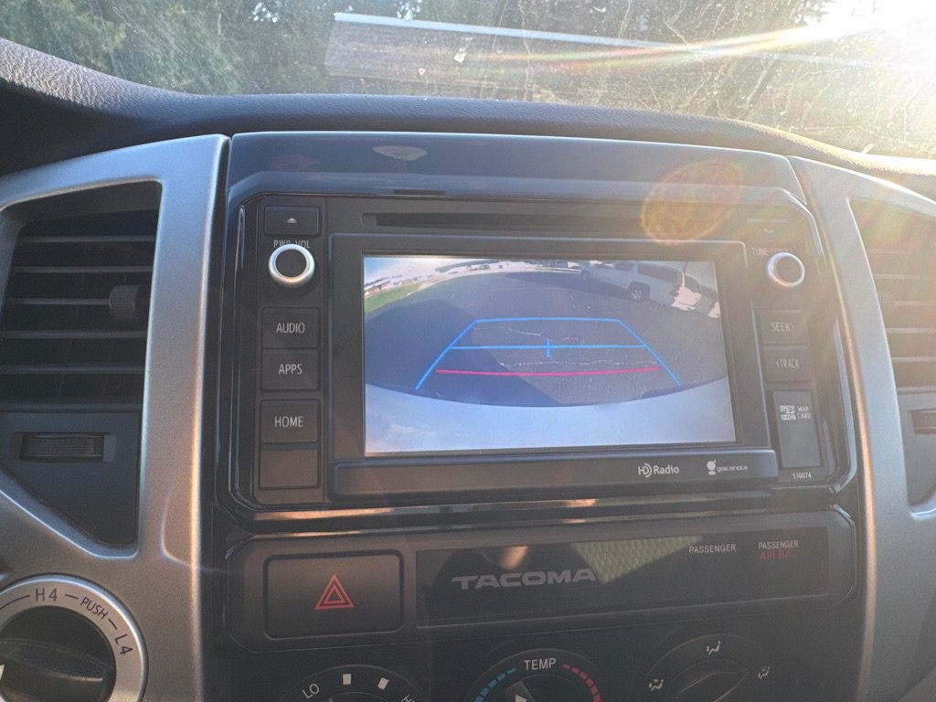 Used 2015 Toyota Tacoma 4x4 Double Cab w/ SR5 Package image 17