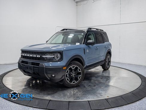 Used 2025 Ford Bronco Sport Outer Banks w/ Outer Banks Tech Package+ image 3