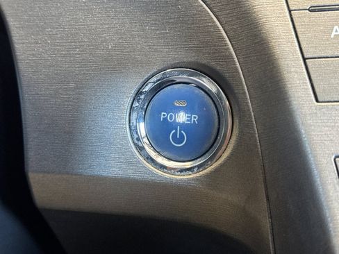 Used 2015 Toyota Prius Two FWD image 33