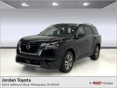 Used 2025 Nissan Pathfinder SL