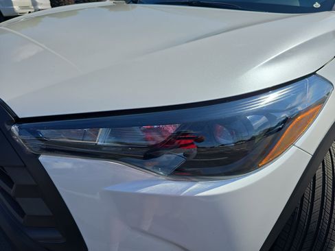 Used 2026 Toyota Corolla Cross L FWD image 28