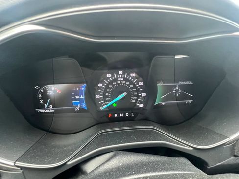 Used 2020 Ford Fusion SEL FWD image 33