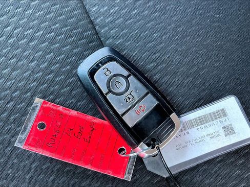 Used 2024 Ford Escape ST-Line FWD image 13