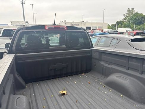 Used 2017 Chevrolet Colorado Z71 AWD/4WD image 10