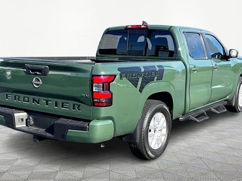 Used 2023 Nissan Frontier SV w/ Graphics Package image 5