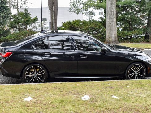 Used 2021 BMW 330i w/ M Sport Package image 9